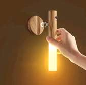 Lampe veilleuse avec détection de mouvement.
