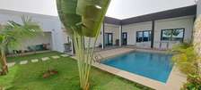 Villa avec piscine a Nguerig