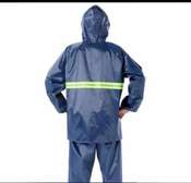 TENUE POUR PLUIE