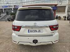 NISANE PATROL PLATINUIME
