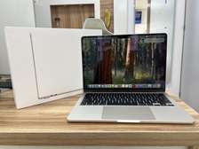 MacBook Air M2 2022