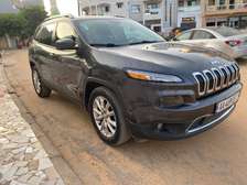 LOCATION JEEP CHEROKEE 2017 4 CYLINDRE