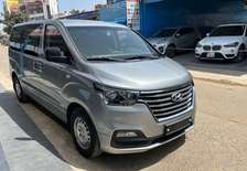 Starex 3 places 2019 diesel fourgon