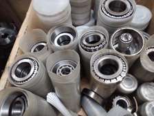 des Pièces de Roulement et Pneus