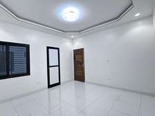 Appartement f3 à usage de bureaux à sacré cœur 3