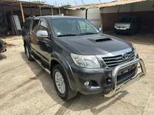 TOYOTA HILUX 2015