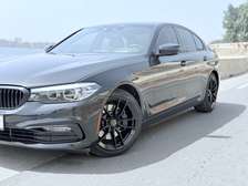 BMW SÉRIE 5 530i - SPORT LINE