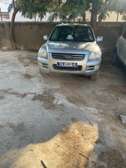 Kia Sportage SUV argent robuste et polyvalent