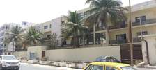 IMMEUBLE R+3 SUR 2500M2 A LOUER AUX ALMADIES