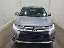 MITSUBISHI OUTLANDER 2016