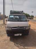 Toyota Hiace 2013