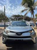 TOYOTA RAV 4 XLE ANNÉE 2017