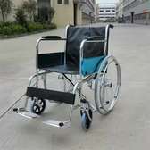 Fauteuil roulant toute neuf
