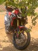 Honda Africa Twin 1000cc très bien entretenue