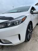Kia Forte Berline Blanc Jantes Sport