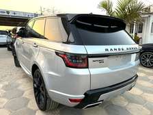 Range Rover Sport HST