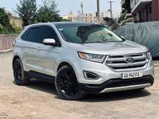 Ford Edge Titanium 2015 4 cylindres 4WD