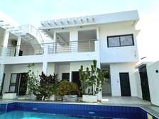 À LOUER VILLA MEUBLÉE MODERNE