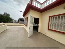 Villa R+1 à louer aux Maristes