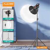 LED Light photographer