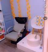 Fauteuil lavabo et back pédicure à vendre