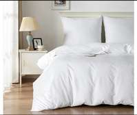 Couette avec drap blanc unique