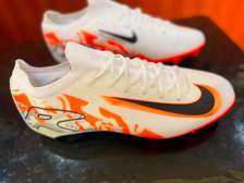 Crampons Nike