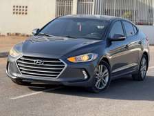 Hyundai Elantra 2017 automatique essence