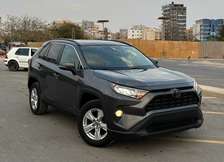 TOYOTA RAV 4 XLE 2020