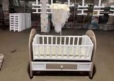 Berceau bébé blanc avec tiroir de rangement bois