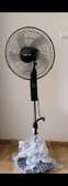 Ventilateur sur pied