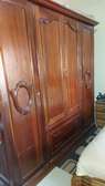 Armoire bois massif 4 portes 2 tiroirs grande capacité
