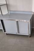 Meuble inox a dosseret portes coulissantes
