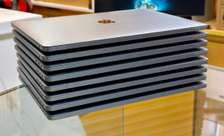 MacBook Pro TeachBar i7 2020 de 13-inch