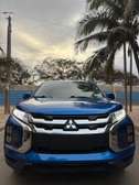 Mitsubishi outlander 2020