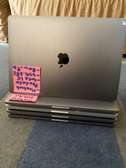 Macbook Pro 2020 13,3 pouces, core i5