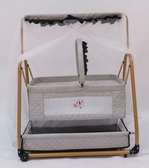 Lit bébé pliant avec moustiquaire et rangement gris