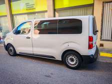 Peugeot Traveller 2019