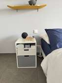 Table de chevet
