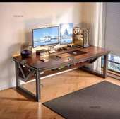 TABLES  BUREAU
