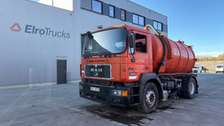 Camion hydrocureur MAN Truck