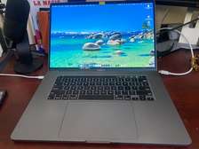 MacBook Pro 16 pouces-puissant (i7 / 32Go RAM)