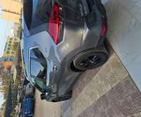 Nissan rogue sv 2017 avant