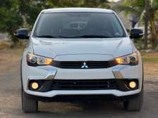 Mitsubishi outlander 2017