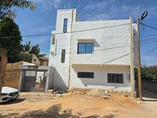 Particulier Vend Superbe villa a Saly R+1