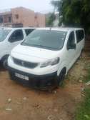 MINIBUS PEUGEOT EXPERT  9 Places