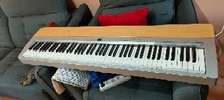 Clavier Yamaha p140