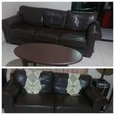 Fauteuil  cinq places et table basse