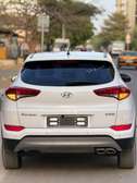Avant hyundai tucson 2018 autamtique diasel.full option