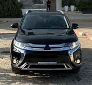 MITSUBISHI  OUTLANDER 2016